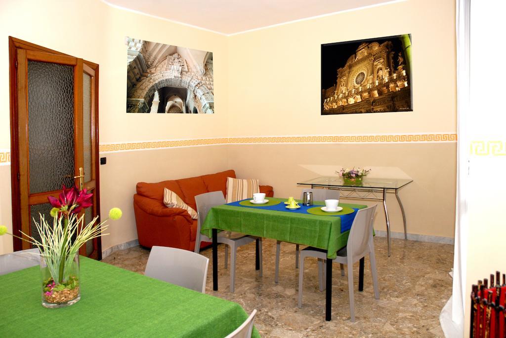B&B Manzoni Lecce Exterior foto